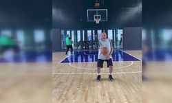 MİT Başkanı Kalın’dan sosyal medyayı sallayan basket