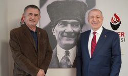 Gazeteci Ümit Zileli'ye Zafer Partisi'nde önemli görev