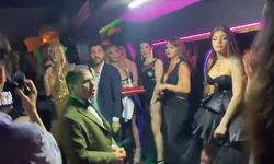 Böylesi rezillik daha önce görülmedi! Antalya'da trans güzellik yarışması düzenlendi!