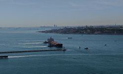 İstanbul Boğazı gemi trafiğine tekrar açıldı