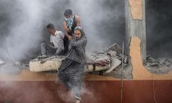 İsrail'in Gazze'nin orta kesimine saldırıları devam ediyor