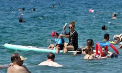 Tatilcilerin, vazgeçilmez destinasyonu Antalya'ya, turistler akın etti!