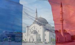 Fransa'da bir camiye ırkçı saldırı düzenlendi