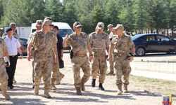 Korgeneral Hüseyin Kurtoğlu Bilecik Jandarma Eğitim Komutanlığı'nı ziyaret etti