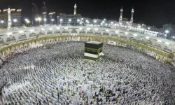 Suudi Arabistan, kutsal toprakları ziyaret edenler için soru-cevap hattı kuruyor