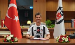 Beşiktaş'tan Salih Uçan'a yeni sözleşme