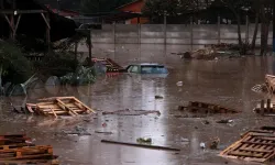 Şiddetli yağışlar can aldı! En az 24 ölü