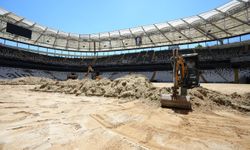 Tüpraş Stadyumu'nun saha zemini yenileniyor