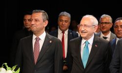 Kemal Kılıçdaroğlu ve Özgür Özel, Adana'da birlikte nikah şahidi oldu