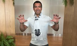 Beşiktaş'ın yeni hocası Giovanni van Bronckhorst İstanbul'da