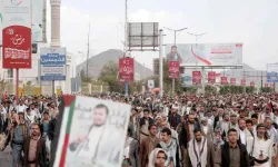 Yemen'de Gazze'ye destek için yüzbinlerce kişi meydanlara çıktı