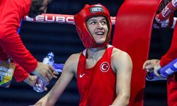 Milli boksör Hatice Akbaş çeyrek finalde