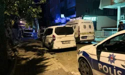 İstanbul'da bir binaya silahla ateş açıldı