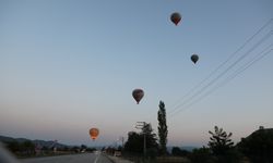 Gökyüzünde unutulmaz deneyim! Salda Gölü'nde balon uçuşları başladı!