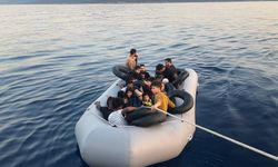 İzmir sahilinde düzensiz göçmen operasyonu! 104 kişi yakalandı