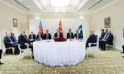 Cumhurbaşkanı Erdoğan'dan Astana'da önemli temaslar