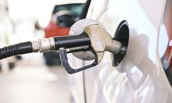 Benzine ve motorine indirim mi geldi? Benzin litre fiyatı ne kadar? 26 Temmuz 2024 motorin, bezin, LPG litre fiyatları!