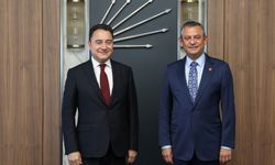CHP Genel Başkanı Özel ile DEVA Partisi Genel Başkanı Babacan buluştu