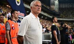 Jose Mourinho, Fenerbahçe'nin başında ilk lig maçına çıktı