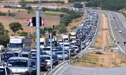 Bolu geçişinde uzun araç kuyrukları oluştu