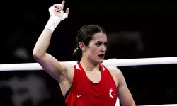 Milli boksör Esra Yıldız Kahraman, Paris 2024'te çeyrek finalde