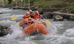 Ülkeler arası rafting yarışması!