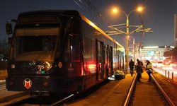 Sultanahmet'teki şüpheli çanta tramvay seferlerinde aksamaya neden oldu