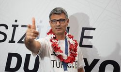 Paris 2024'te atıcılıkta gümüş madalya kazanan Yusuf Dikeç, yurda döndü