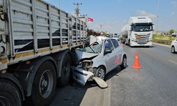 Antalya'da tıra çarpan otomobildeki şahıs feci şekilde can verdi