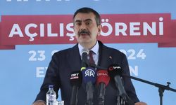 Bakan Tekin: Sadece öğretmenler değil, hepimiz bu çocukların eğitiminden mesulüz