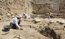 9 bin yıllık höyükte Hitit dönemi sur izleri bulundu