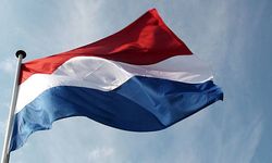 Hollanda'da Devleti, İslami liseye tazminat verecek!