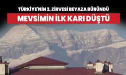 Türkiye'nin 2. zirvesine mevsimin ilk karı düştü