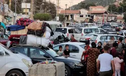 BM açıkladı: Saldırılar sebebiyle 100 bin kişi Lübnan'dan Suriye'ye kaçtı