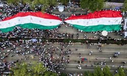 Meksika'da yargı reformunu protesto eden kişiler Senato binasına girdi