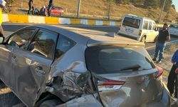 Ağrı'da feci kaza, 1'i bebek 8 kişi yaralandı