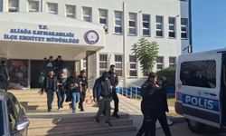 İzmir Aliağa Limanı'ndaki rüşvet operasyonunda 23 kişi  tutuklandı