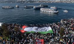 İstanbul'da Gazze'ye destek mitingi düzenlendi