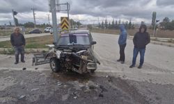 İki otomobilin birbirine çarptığı kazada 1 yaralı var