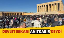 Devlet erkanı Anıtkabir'de hazır bulundu