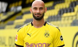 Milli futbolcu Ömer Toprak, futbolu bıraktığını açıkladı