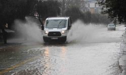 Meteoroloji uyardı: 16 Kasım'da o şehre gök gürültülü sağanak geliyor