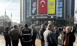 İzmir Buca'da TİS anlaşmasına tepki gösteren sendika temsilcileri istifa etti