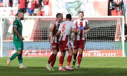 Gol düellosunda kazanan Antalyaspor