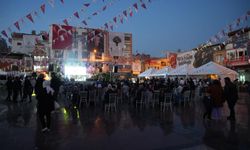 Kilis’te Zeytin Festivali'ndeki konsere yoğun katılım