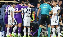 Sahada korku dolu anlar! Fiorentina - Inter maçı yarıda kaldı