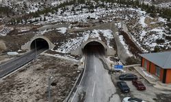 Aşık Mahzuni Şerif Tüneli çift yönlü ulaşıma açıldı