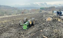 Çanakkale'de traktör devrildi: Sürücü hayatını kaybetti