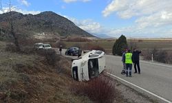 Konya'da araç otomobille çarpıştı, 1 kişi yaralandı