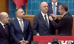 İYİ Parti'nde istifa etmişti! Ümit Özlale CHP'ye katıldı